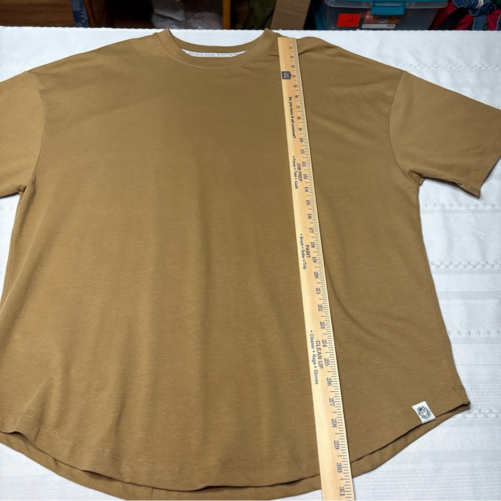 Free Planet Men's Brown Drop Shoulder Relaxed Fit T-Shirt- Size Large - Picture 3 of 6